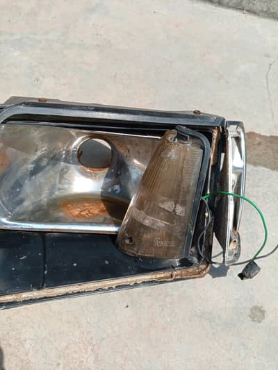 Suzuki Khyber Headlight Left side