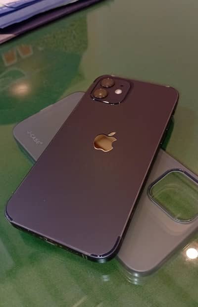 Apple iPhone 12