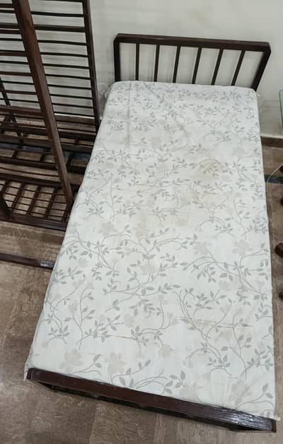 Single Iron bed with mattress