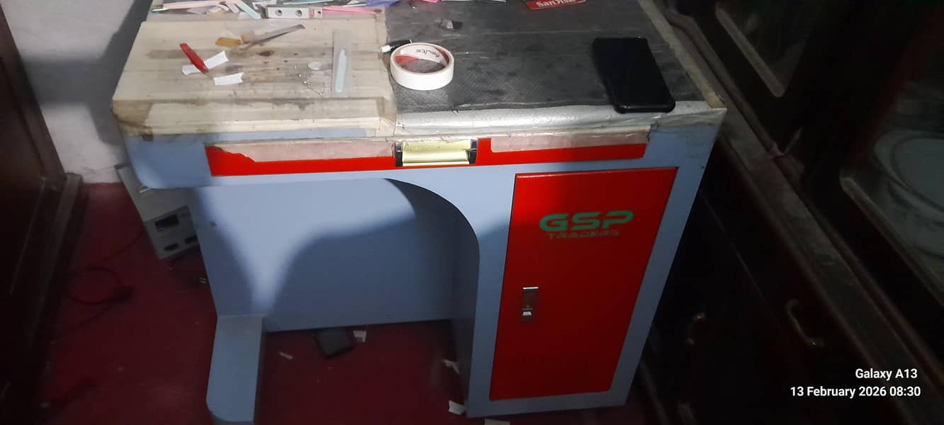 fiber laser marking machine 1