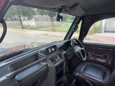 Mitsubishi Pajero 1985