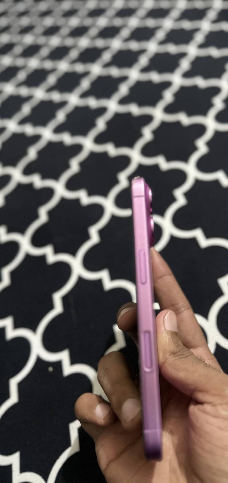 Apple iPhone 16 2