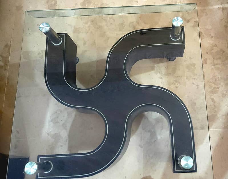 Center Table 0