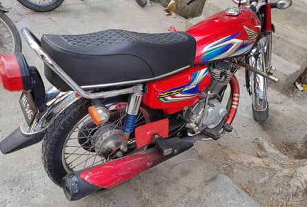 Honda 125 Total Genuine Bike