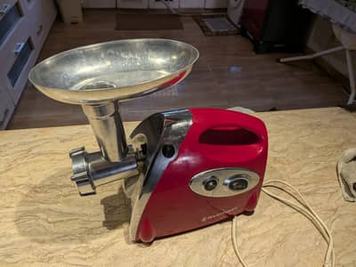 Westpoint Meat Grinder machine