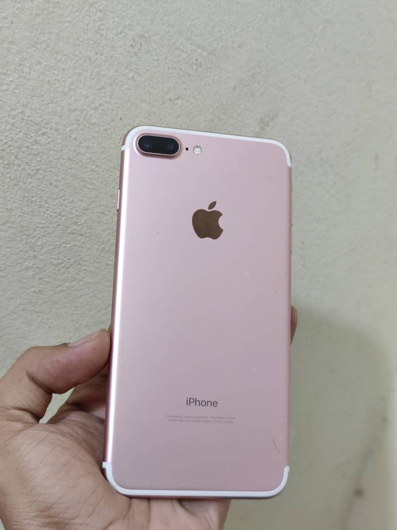 Apple iPhone 7 Plus 7