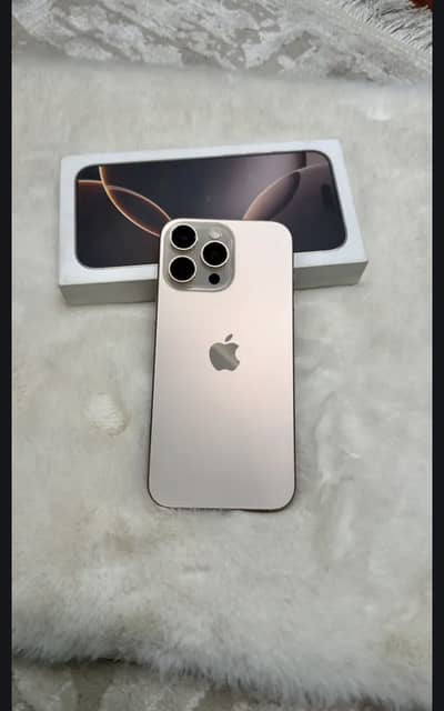 Apple iPhone 16 Pro Max