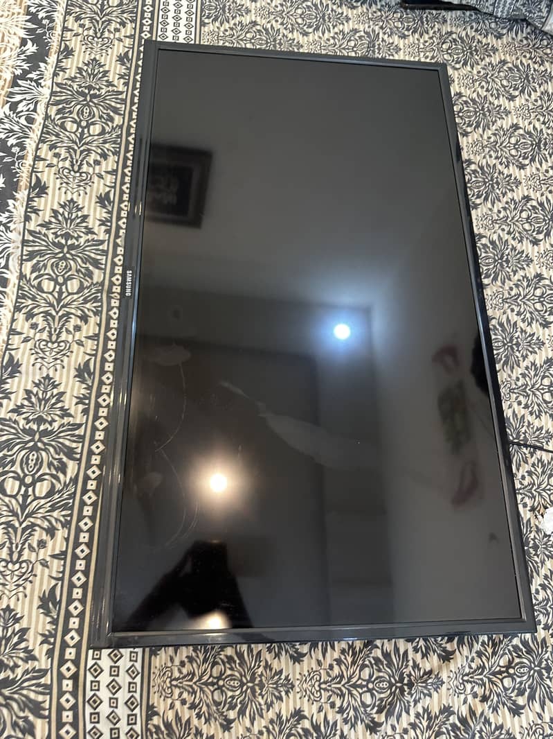 LED TV 1