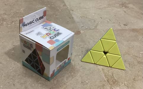 Fast Magnetic Pyraminx Puzzle Stickerless
