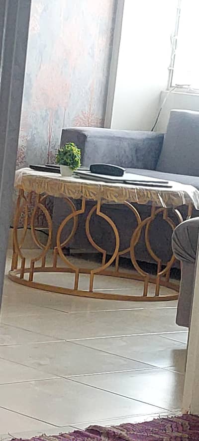 round table