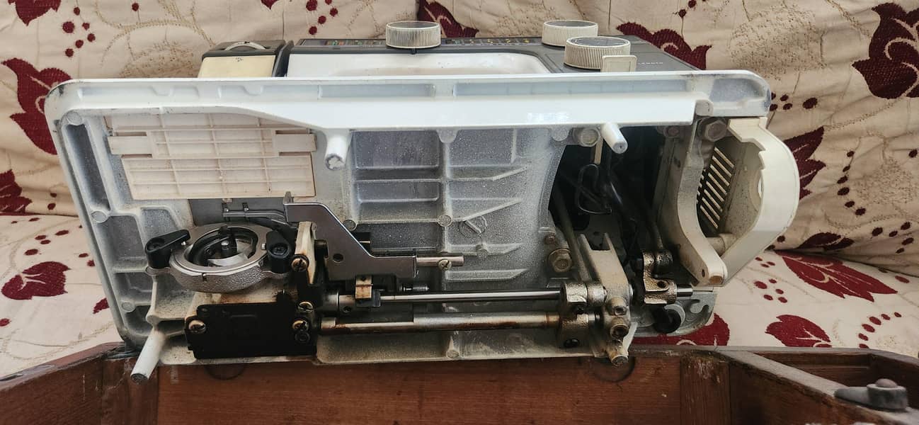 singer sewing machine 1
