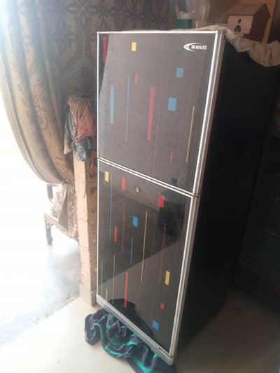 Waves Fridge Urged Sale