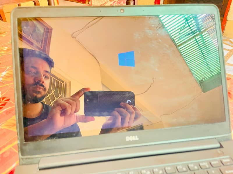laptop touch screen. 3