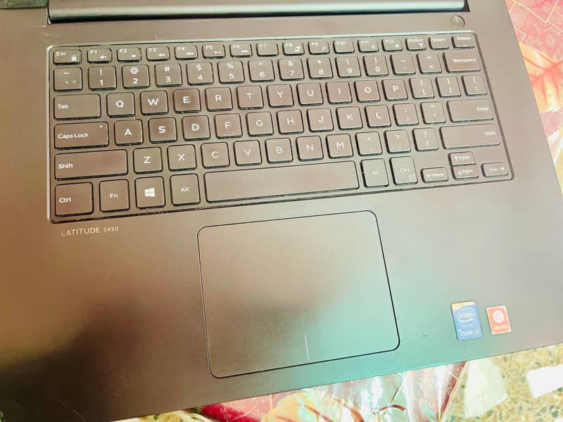 laptop touch screen. 4