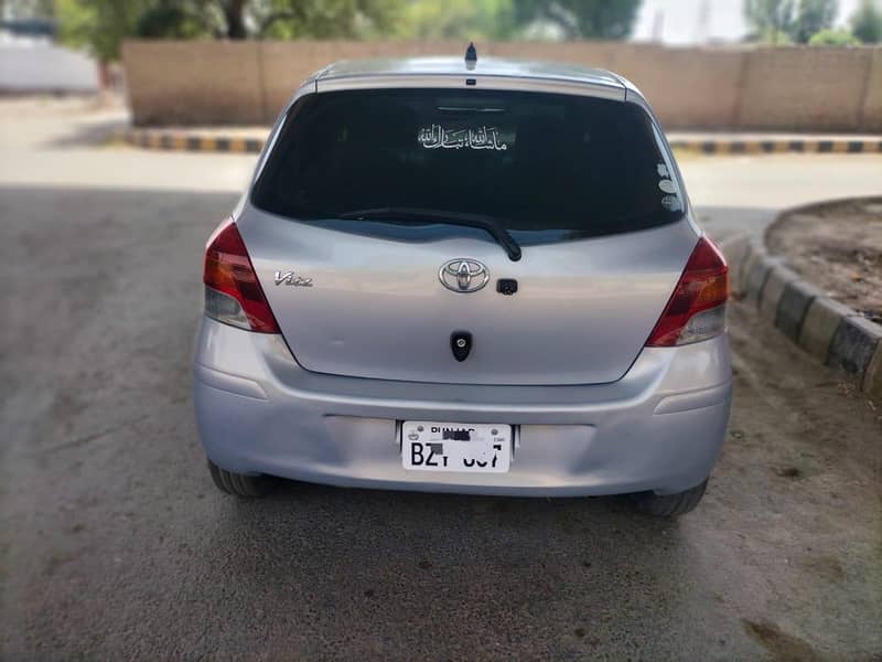 vitz 2010 1