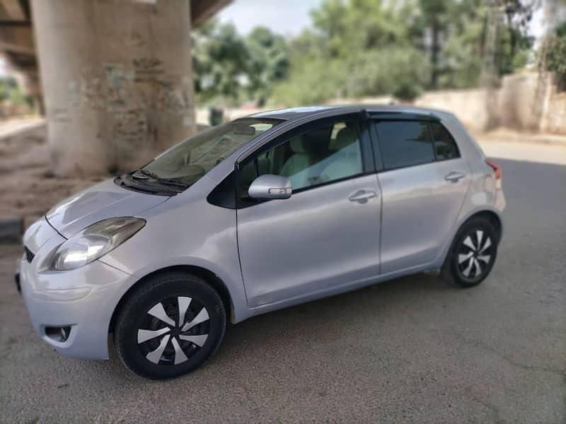 vitz 2010 9
