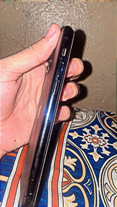 Apple iPhone 11 Pro