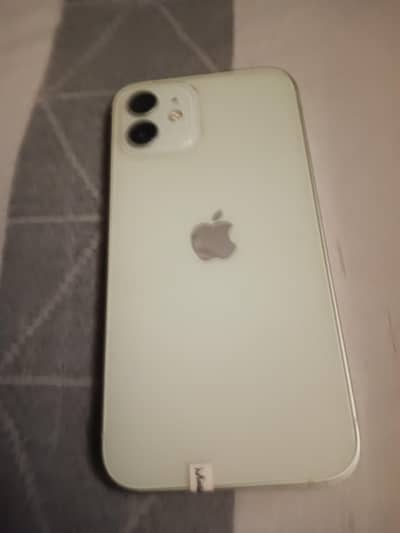 Apple iPhone 12