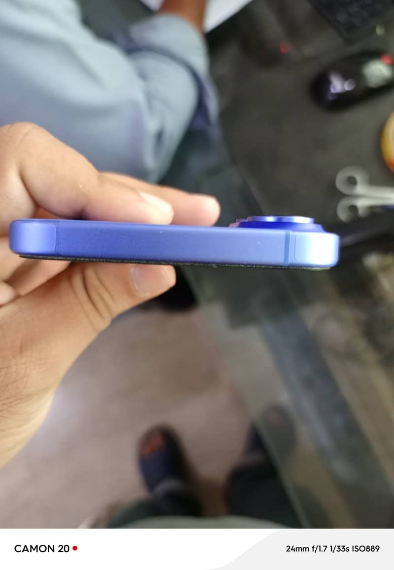 Apple iPhone 16 Plus 1