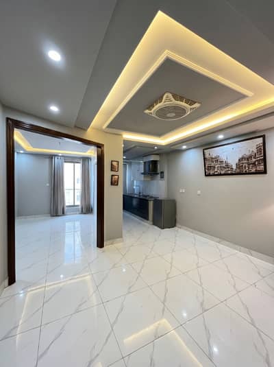 BRAND NEW 1 BED APARTMENT READY FOR POSSESSION IN BAHRIA TOWN LAHORE
