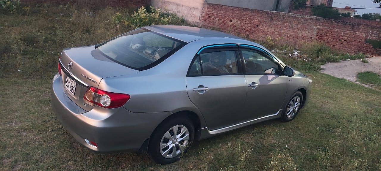 Toyota Corolla GLI 2012 1