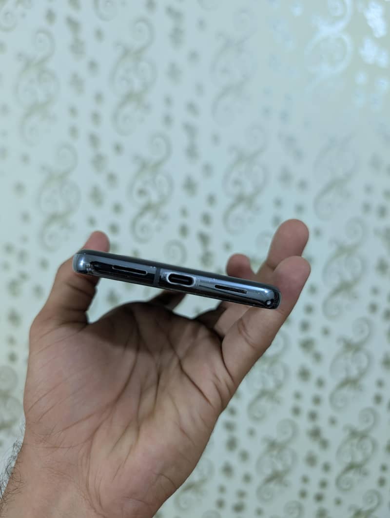 Google Pixel 8 Pro 2