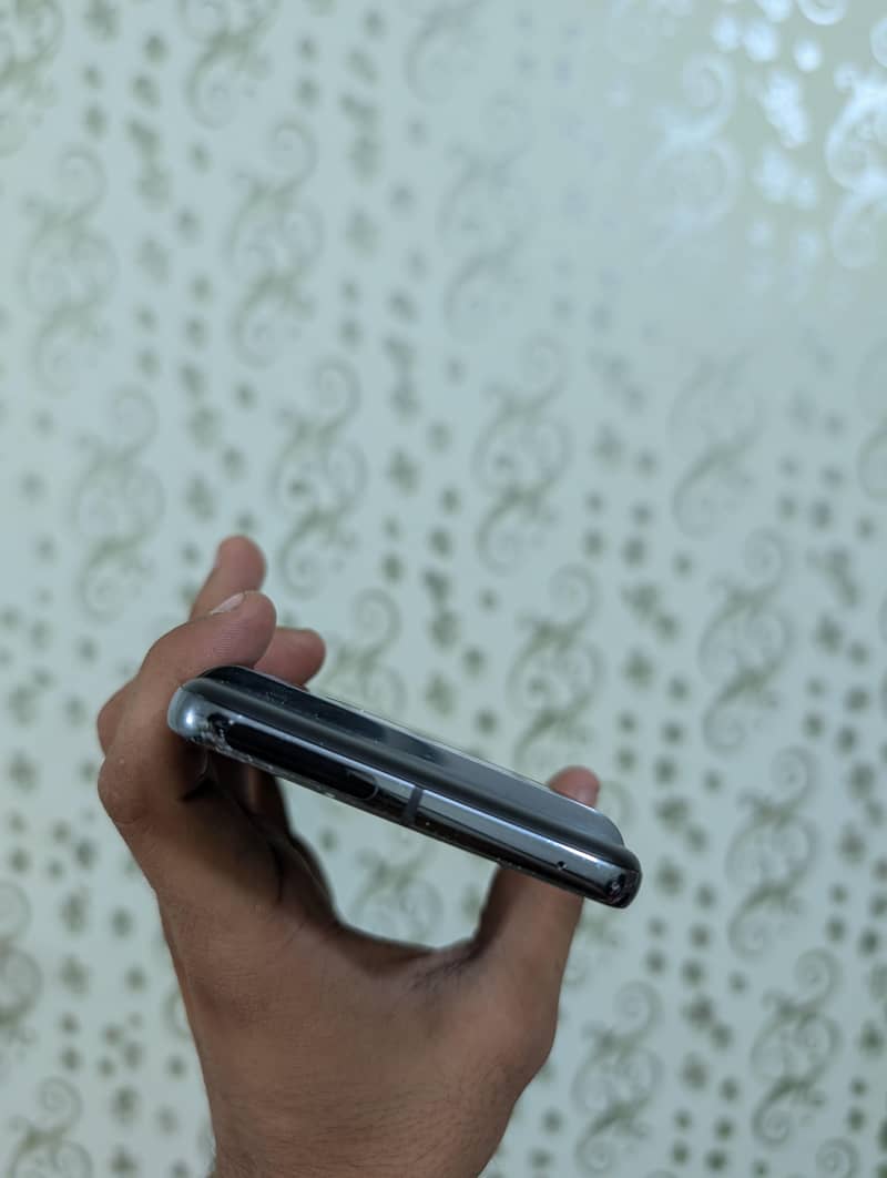 Google Pixel 8 Pro 3
