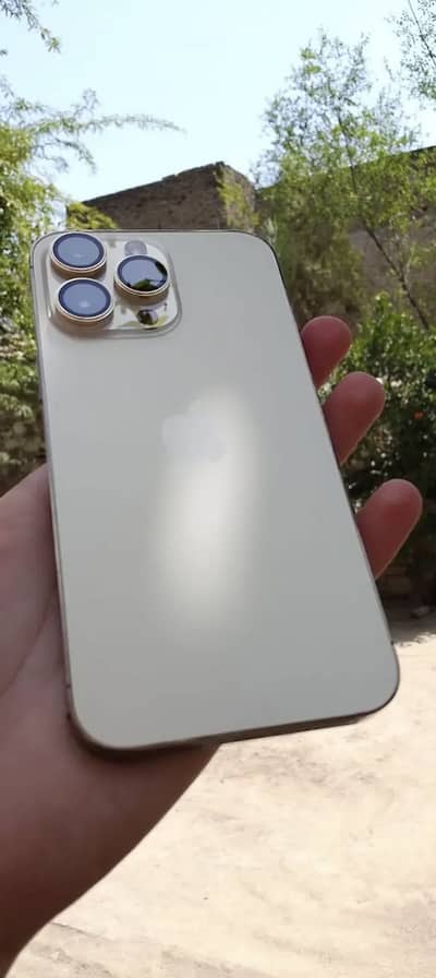 Apple iPhone 14 Pro Max 256 gb 100 health 0.3. 7.0. 5.4. 7.2. 7.1. 3 whstp