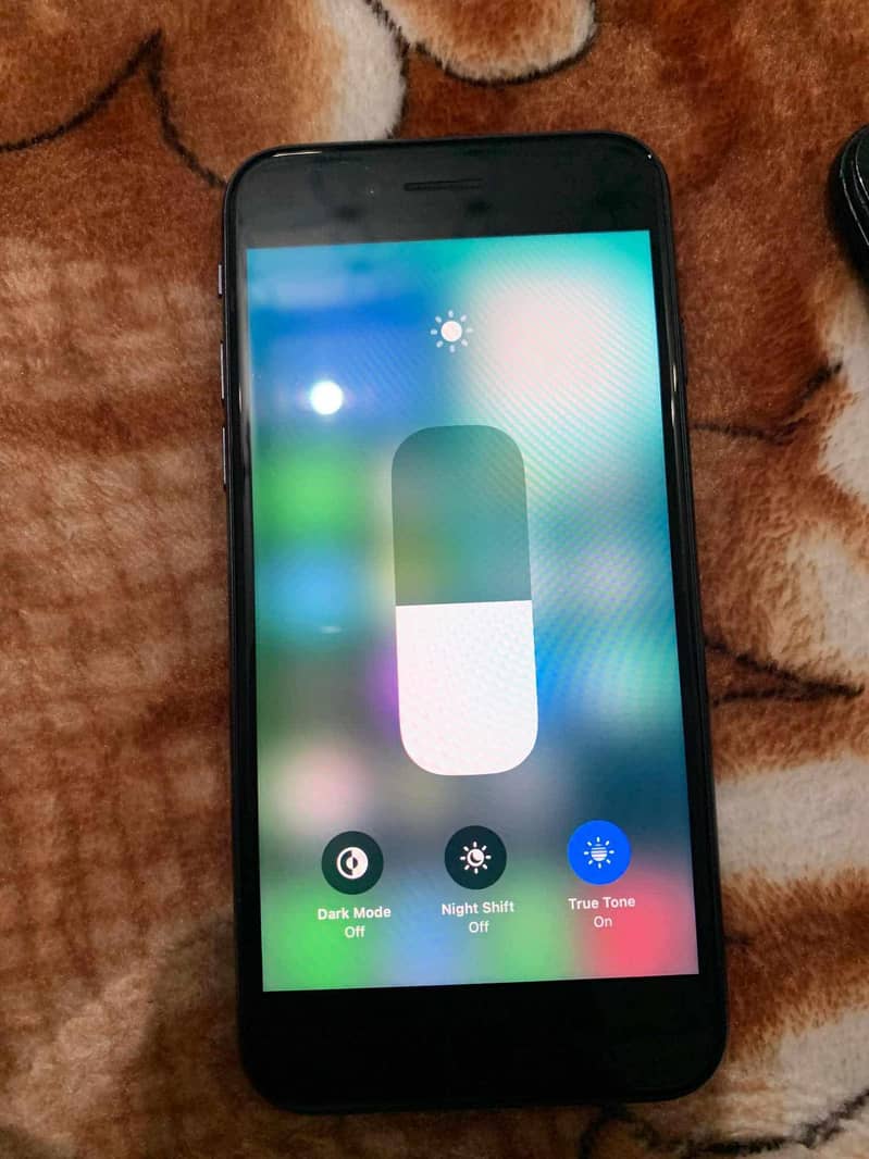 IPhone SE 2 6