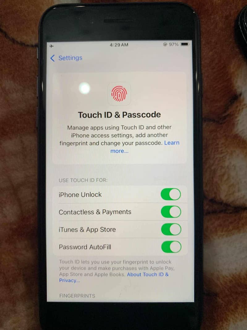IPhone SE 2 8