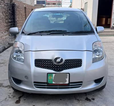 Toyota Vitz 2005/2009. Family used car. 1300cc