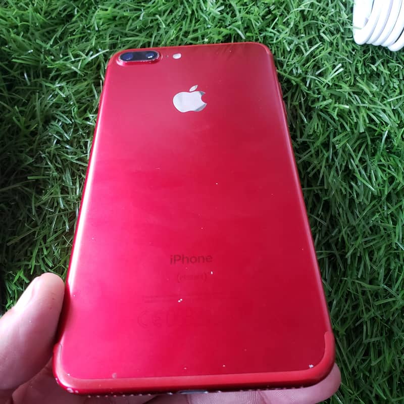 Apple iPhone 7 Plus 1