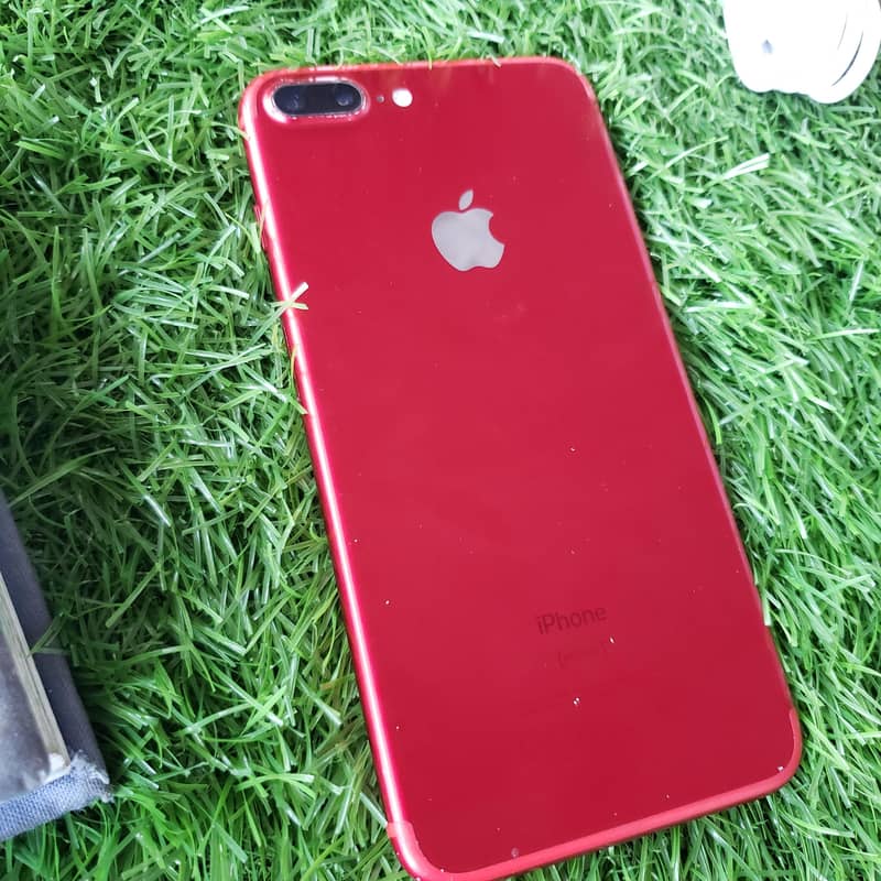 Apple iPhone 7 Plus 6