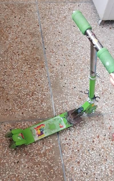 kids scooties