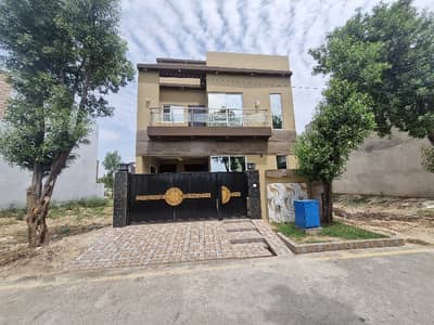 5 Marla Brand New House Modern Design For Sale LDA Approved New Lahore City