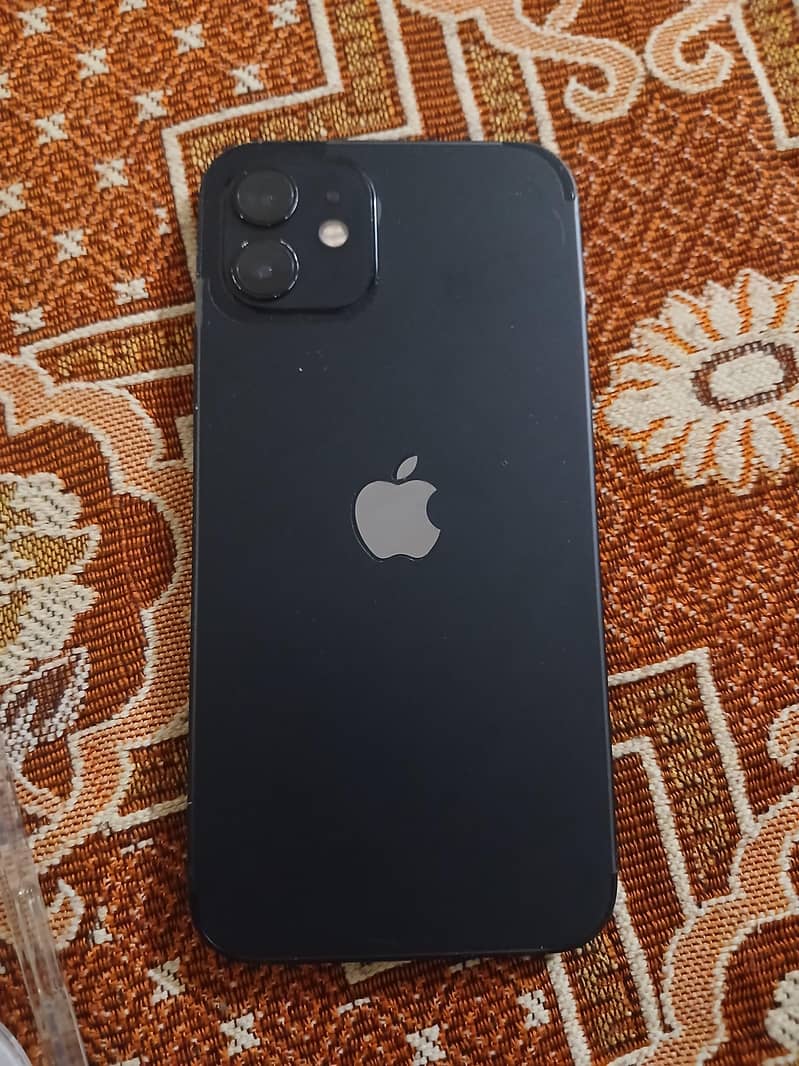 Apple iPhone 12 3