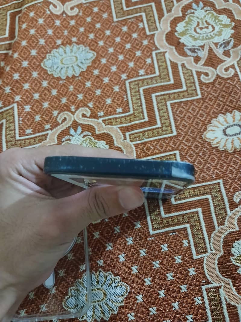 Apple iPhone 12 5