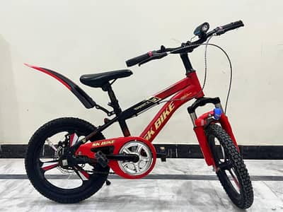 Premium cycle with elegant features.