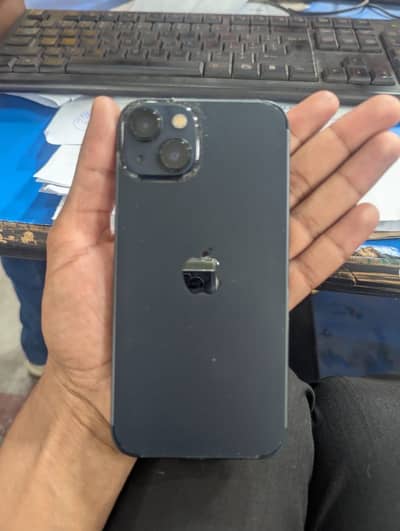 iPhone 13 in warranty 128gb