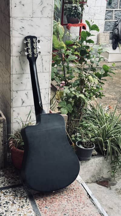Black Acoustic Guitar (IRIN) Perfect for Beginners