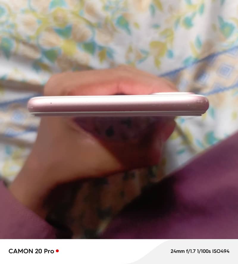 Apple iPhone 7 Plus 1