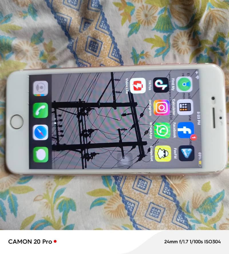 Apple iPhone 7 Plus 7