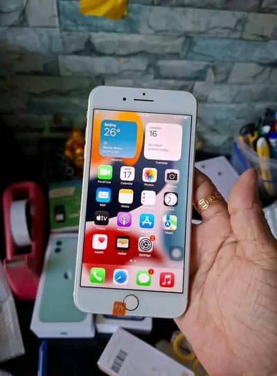 Iphone 7plus PTA approved 128gb My Whatsapp number 0344-56-89-749