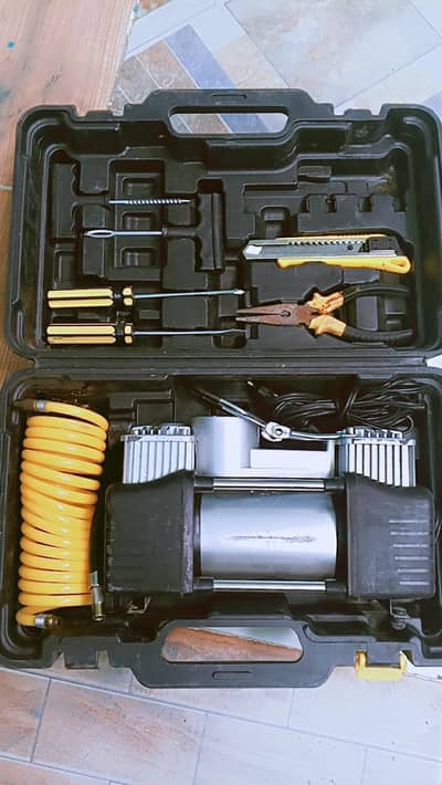 Heavy tyre pump