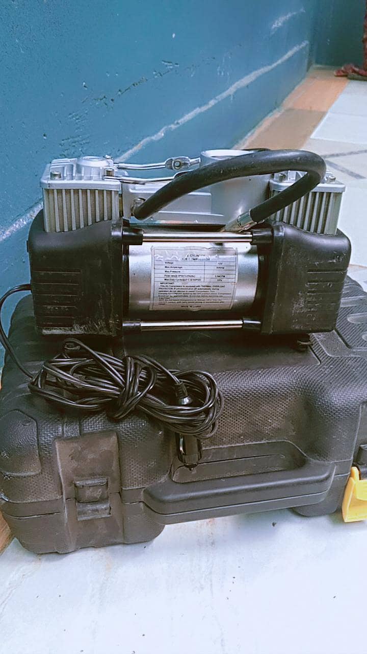 Heavy tyre pump 3