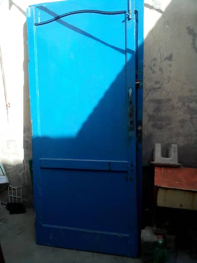 2 wodden doors for sale