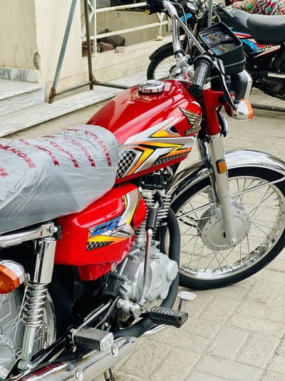 125 Honda CG 125 | 2025 Model | Urgent Sale | 6000 KM Driven Honda 125
