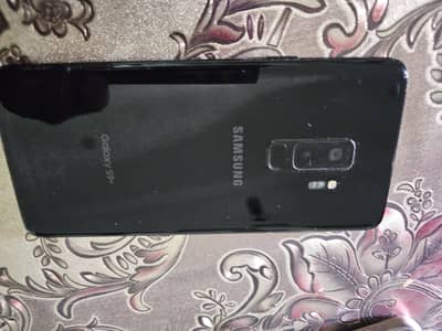 Samsung S9 Plus (price negotiable)