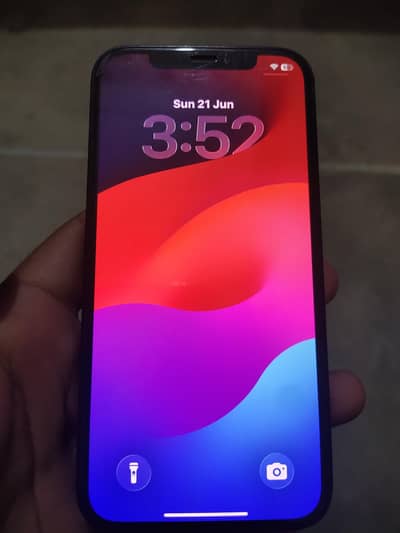 Apple iPhone 12