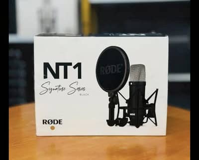 Rode Nt1 Signature series black colour box packed non active